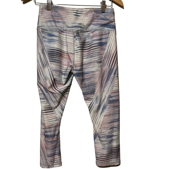 RBX Womens Capri Length Abstract Striped Design Athletic Leggings - Picture 6 of 6
